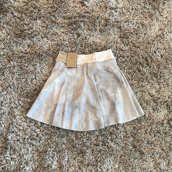 Nike Club Print Golf Skirt - Picture 5 of 10